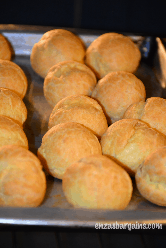 Italian Cream Puffs