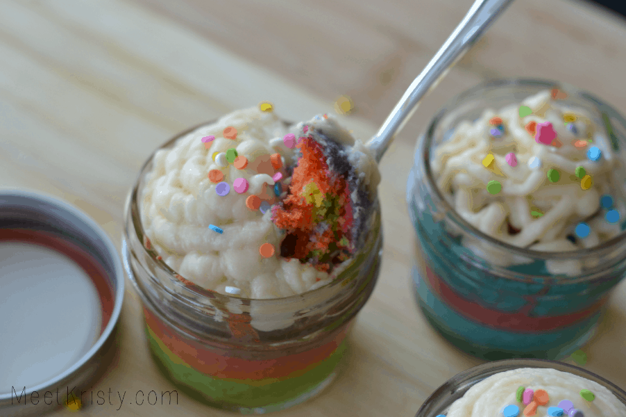 Rainbow Party Ideas - Rainbow Jar Cupcakes
