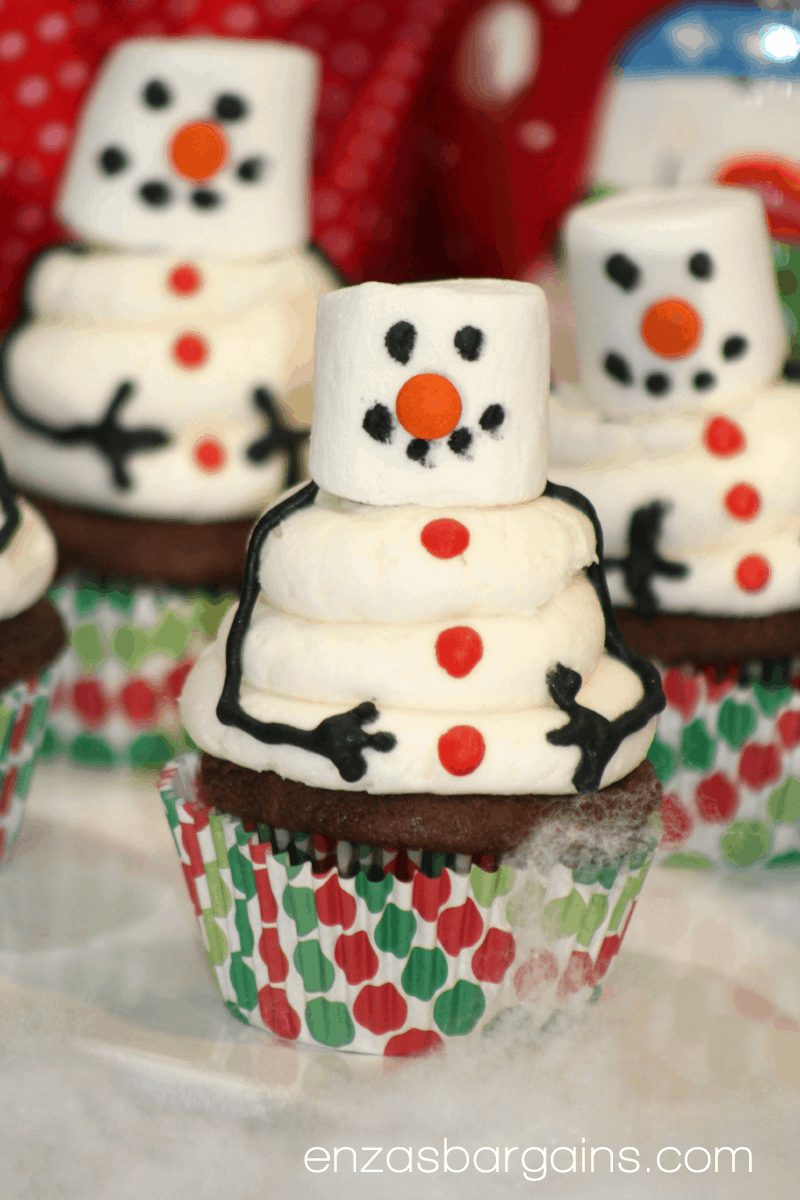 Snowman Cupcake Recipe - Winter Wonderland for your BELLY!