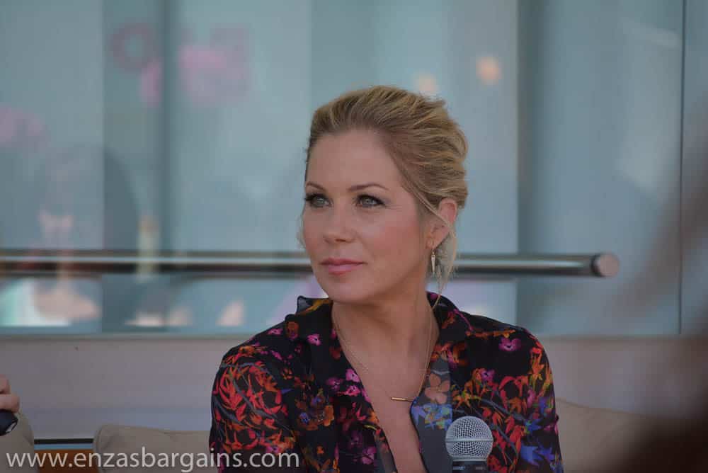 Christina Applegate and Annie Mumolo Interview for Bad Moms