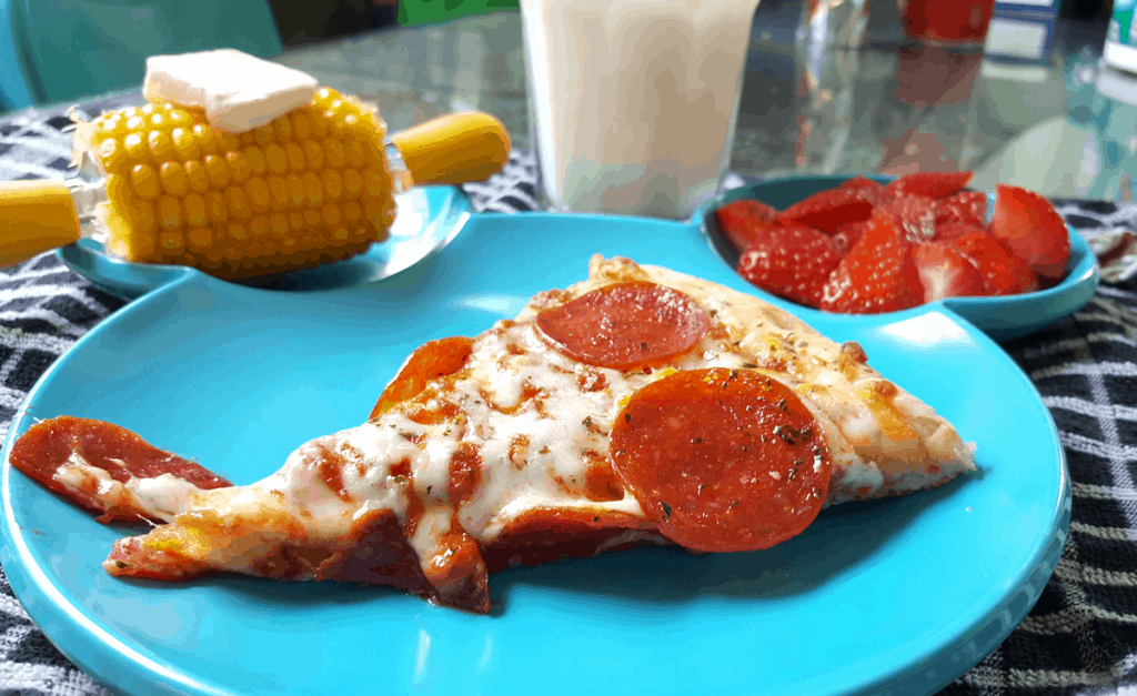 The BEST frozen pizza crust - DIGIORNO pizzeria! #BalanceYourPlate 