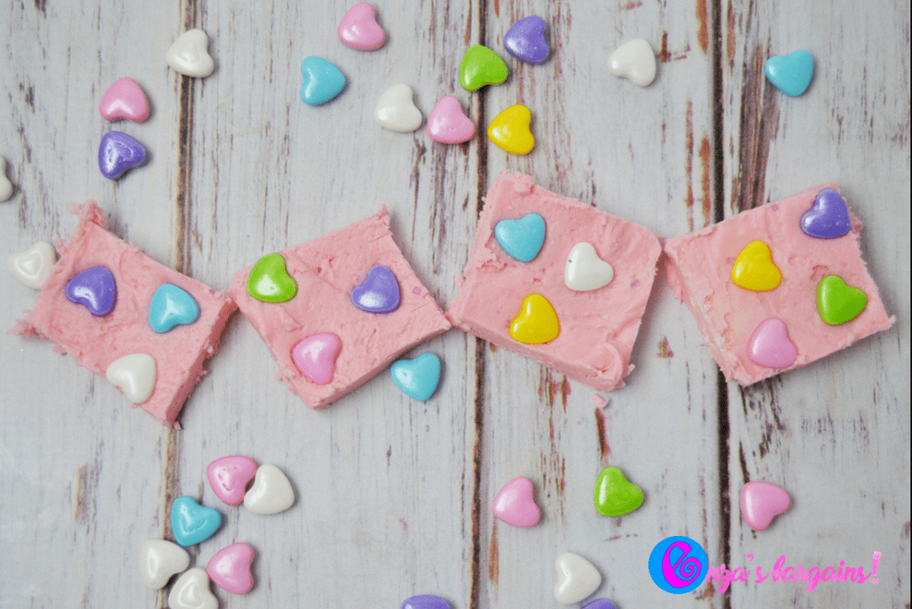 Valentine Day Fudge Idea - Great to make with the kids!