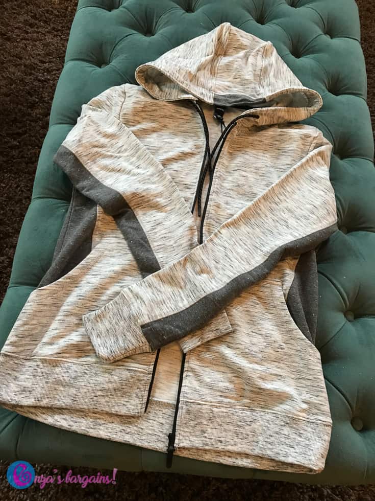 eTonic Apparel Review for the Fitness Lover - #EBHolidayGiftGuide