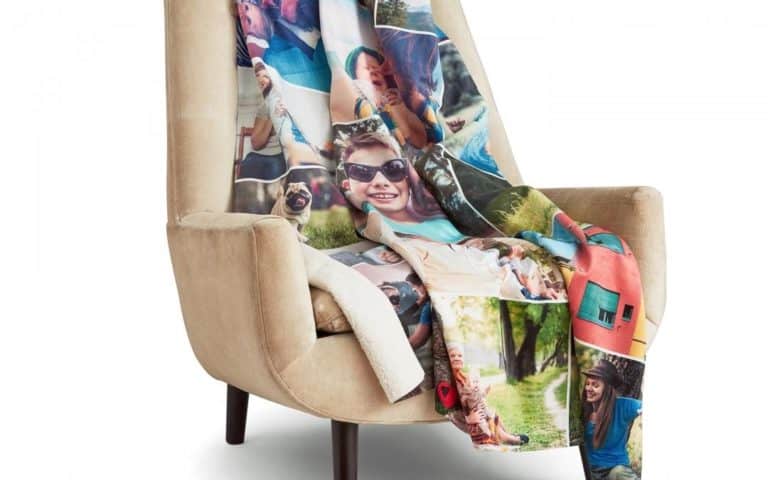 Collage.com Personalized Blanket & Giveaway- #EBHolidayGiftGuide