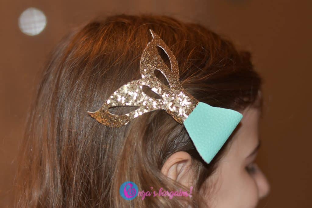 Easy Cricut Mermaid Bow