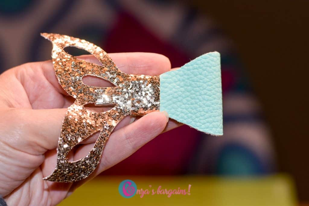 Easy Cricut Mermaid Bow