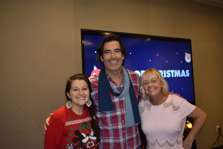 ABC’s 25 DAYS OF CHRISTMAS “The Great Christmas Light Fight” and “The Great American Baking Show: Holiday Edition”