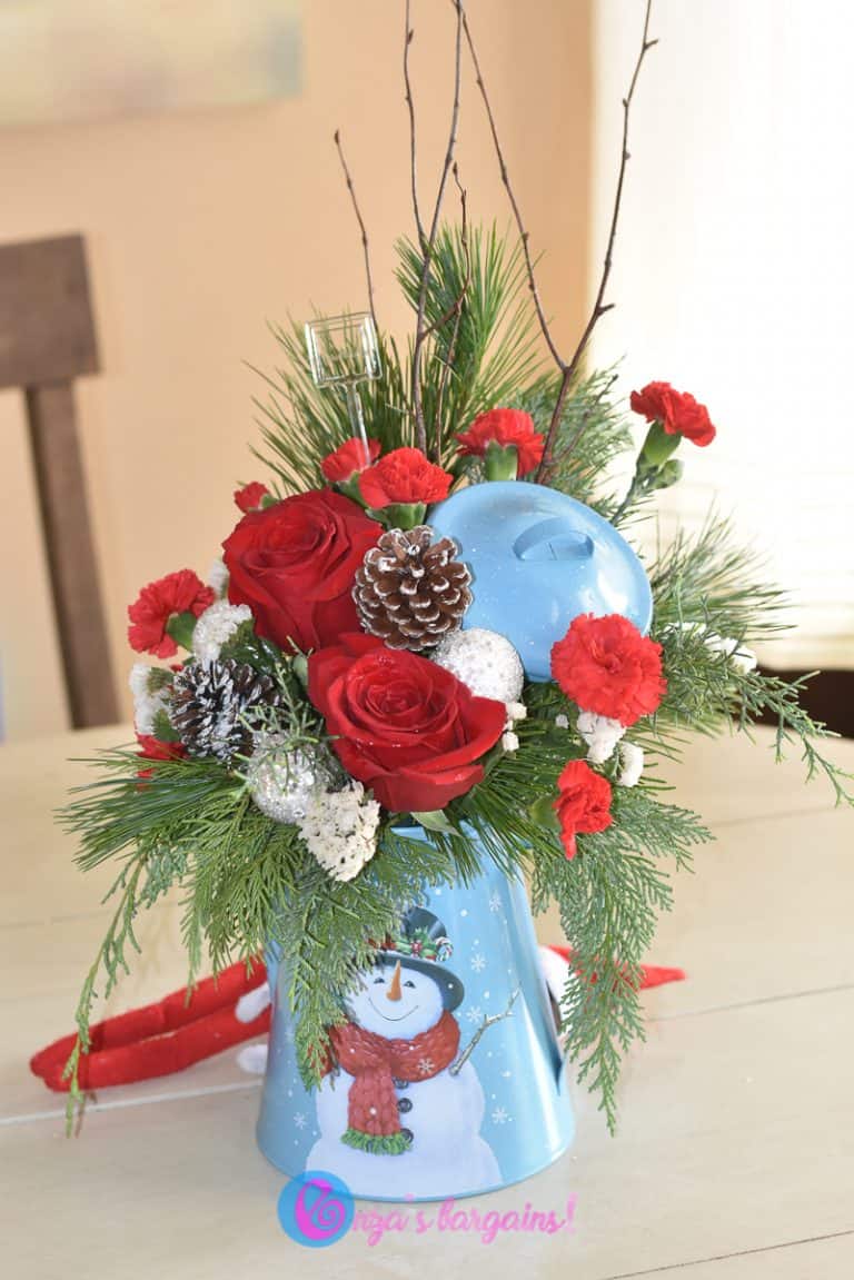 Teleflora Flowers Christmas Bouquet – 2018 Holiday Gift Guide