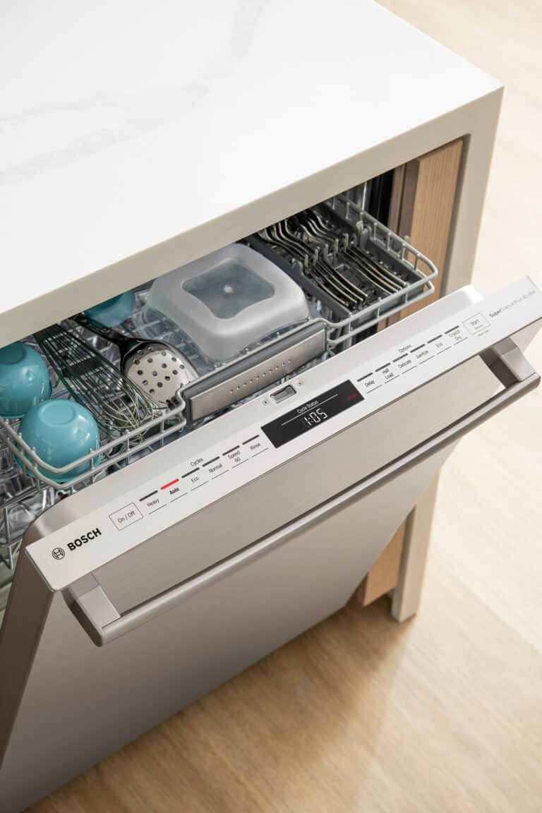 Bosch 800 Series – Washing Dishes No Longer Has to be a Pain!