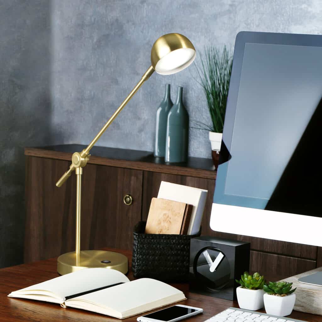 OttLite Direct LED Desk Lamp Review - 2019 Holiday Gift Guide