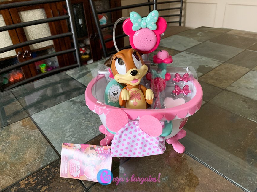 Minnie Mouse and Fifi Pet Bath Play Set