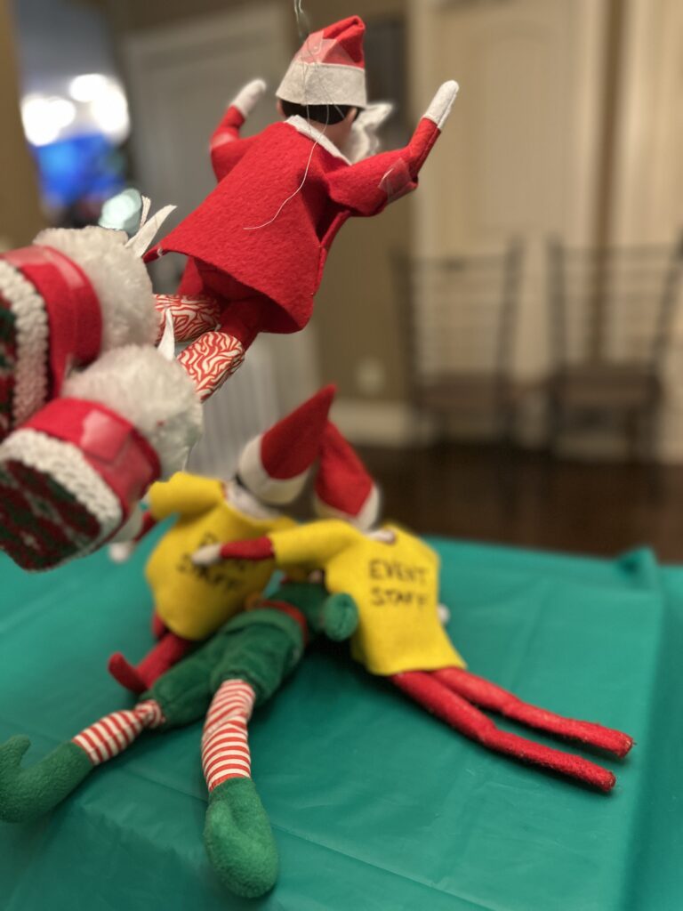 Chiefs K.C. Wolf Elf on the Shelf